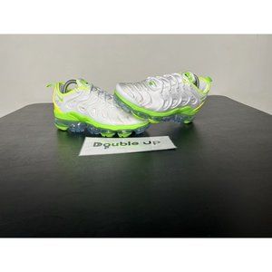 Nike Air VaporMax Plus Tennis Ball Men Size 8 Electric Green White DJ5975-100